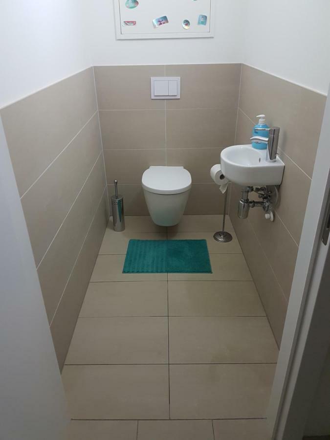 Central Family-Friendly Apt In Wenen Buitenkant foto